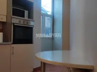 Izdavanje, trosoban stan, 90m², Stari Grad, Beograd - image 6