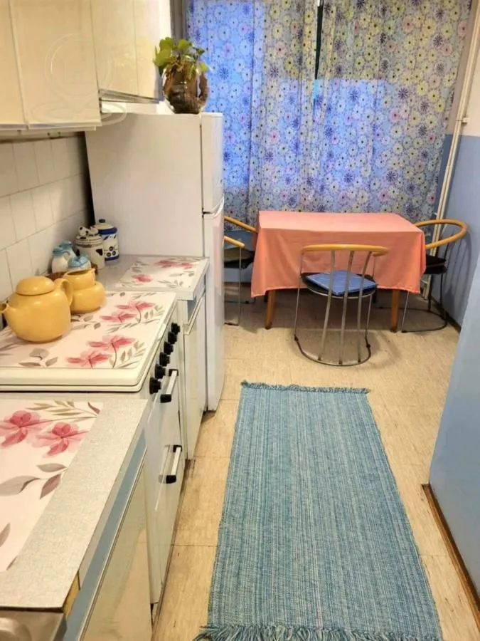 Prodaja, trosoban stan, 85m², Crveni Pevac, Niš