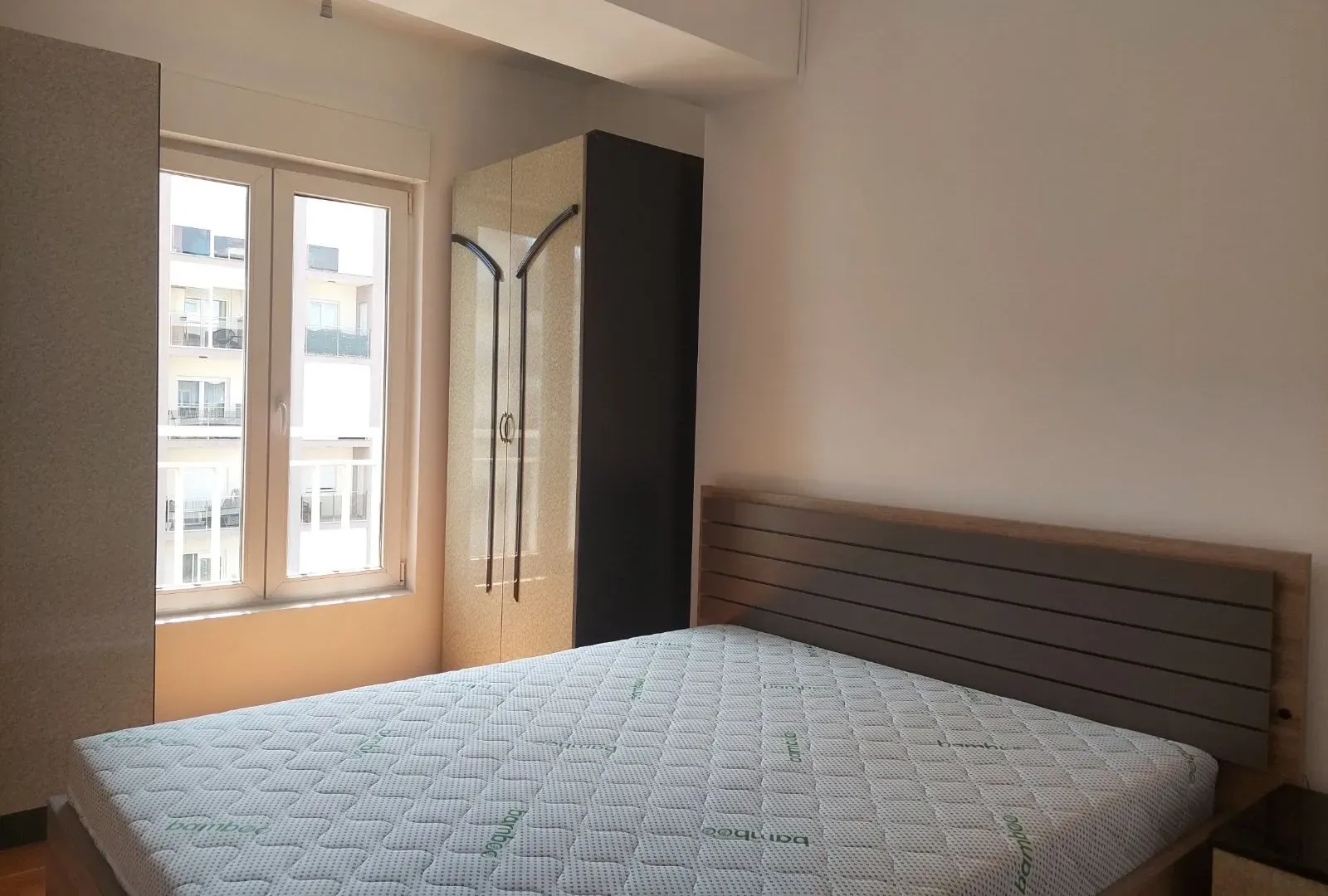 Izdavanje, dvosoban stan, 62m², Blok 9, Podgorica