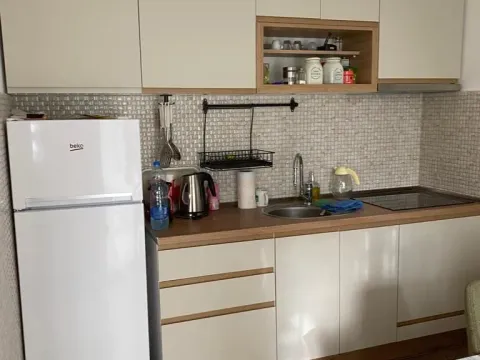 Rent, one bedroom apartment, 43m², Šušanj, Bar - image 4