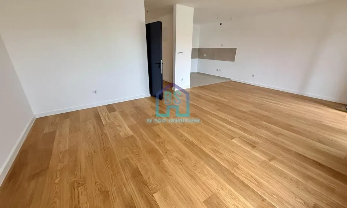 Prodaja, stan, 174m², Telep, Novi Sad Sve Podlokacije