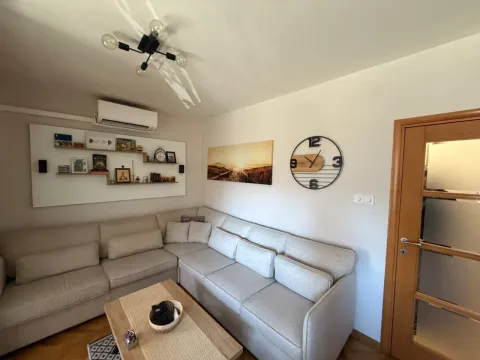 Rent, one bedroom apartment, 28m², Tološi, Podgorica - image 3