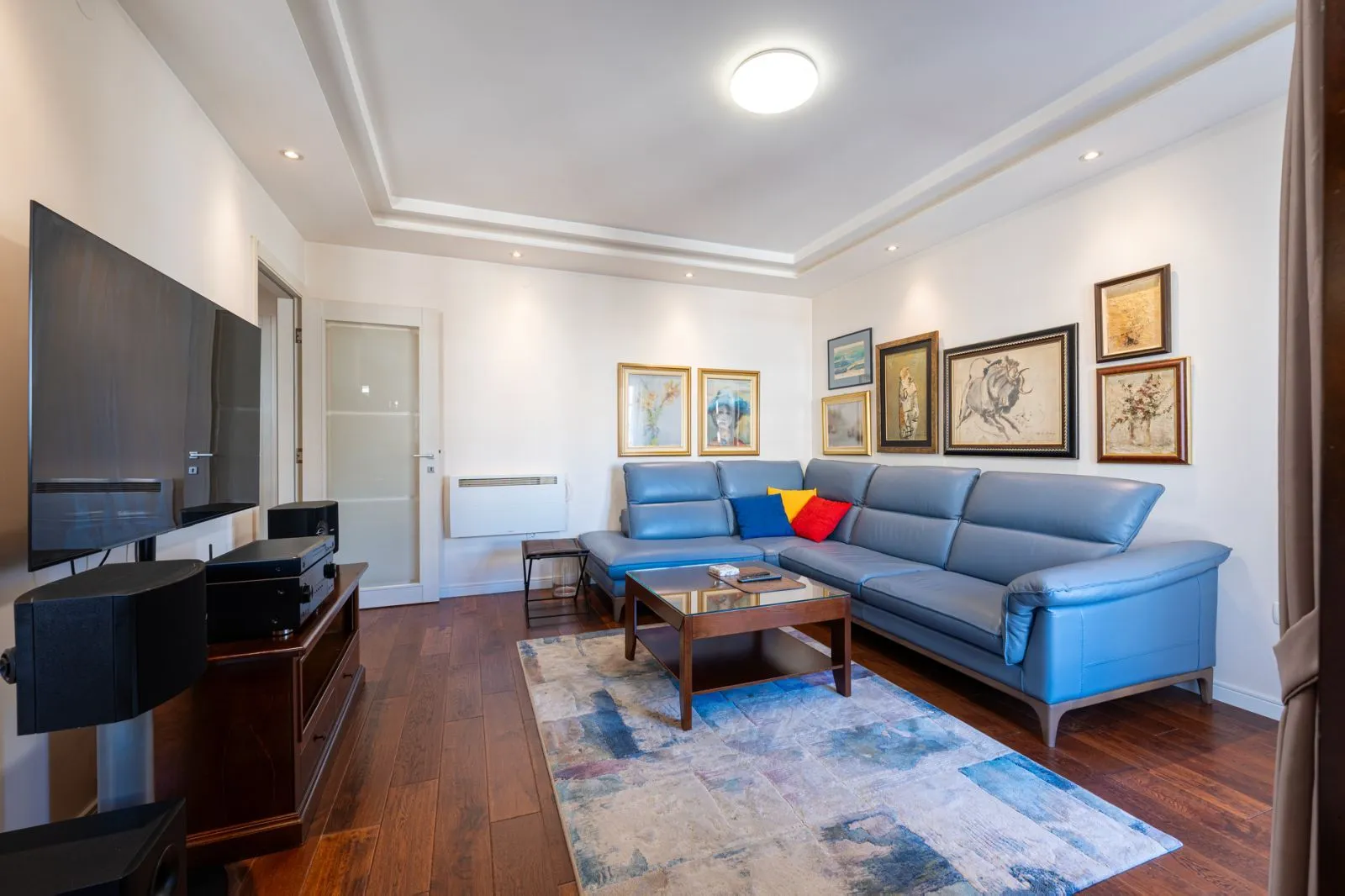 Rent, apartment, 68m², Central Point, Podgorica