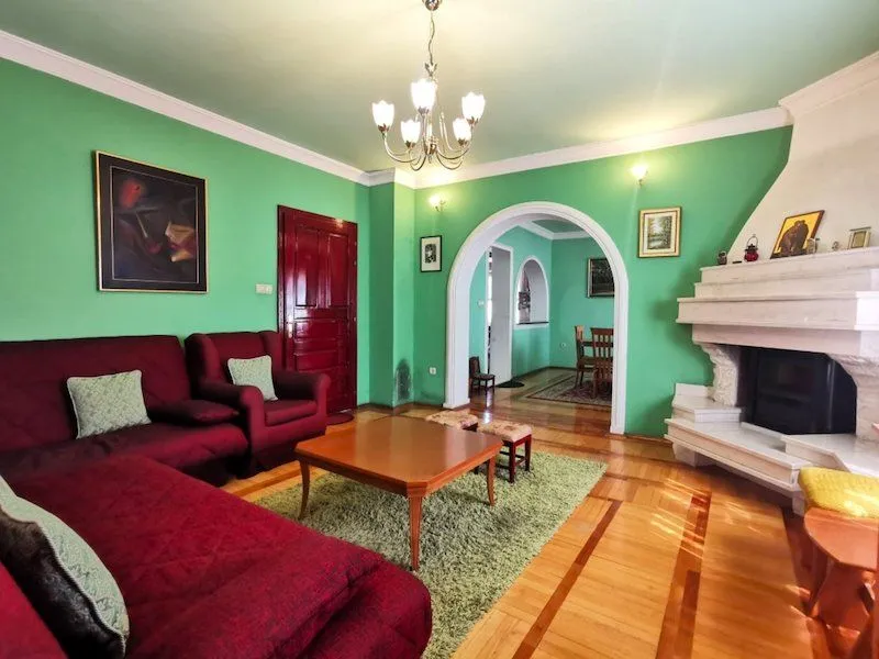 Sale, house, 489m², Zagorič, Podgorica