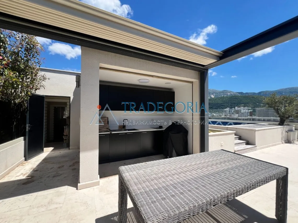Prodaja, trosoban stan, 640m², Budva, Crna Gora