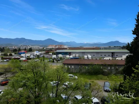Prodaja, dvosoban stan, 75m², Baston, Podgorica - image 9