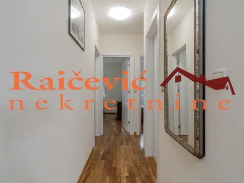 Izdavanje, trosoban stan, 70m², Dedinje Sve Podlokacije, Beograd - image 10