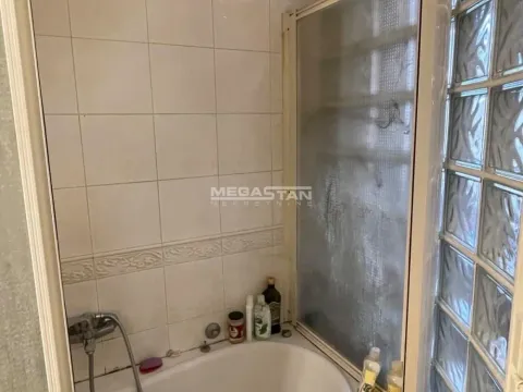 Prodaja, trosoban stan, 76m², Vračar Sve Podlokacije, Beograd - image 8