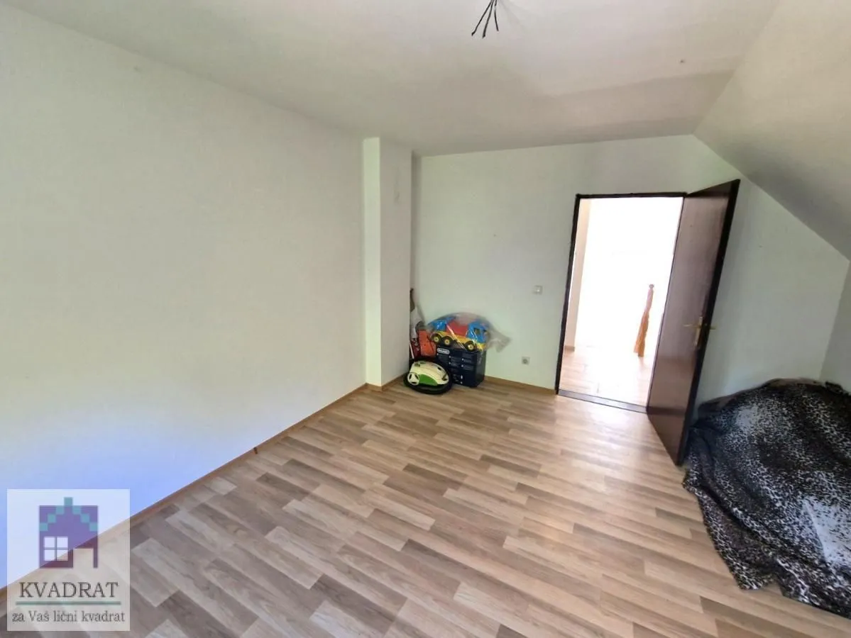 Prodaja, kuća, 219m², Centar, Ub