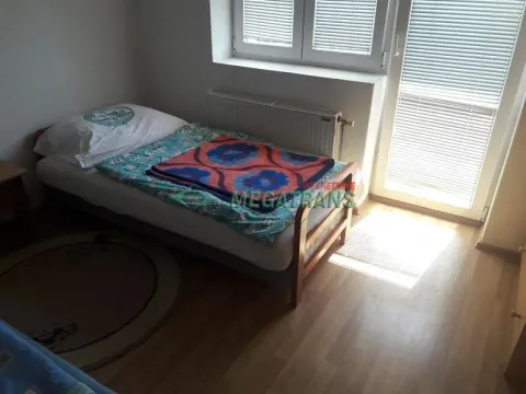 Izdavanje, trosoban stan, 130m², Veternik, Novi Sad Sve Podlokacije - image 11