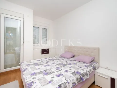 Rent, one bedroom apartment, 42m², City Kej, Podgorica - image 5