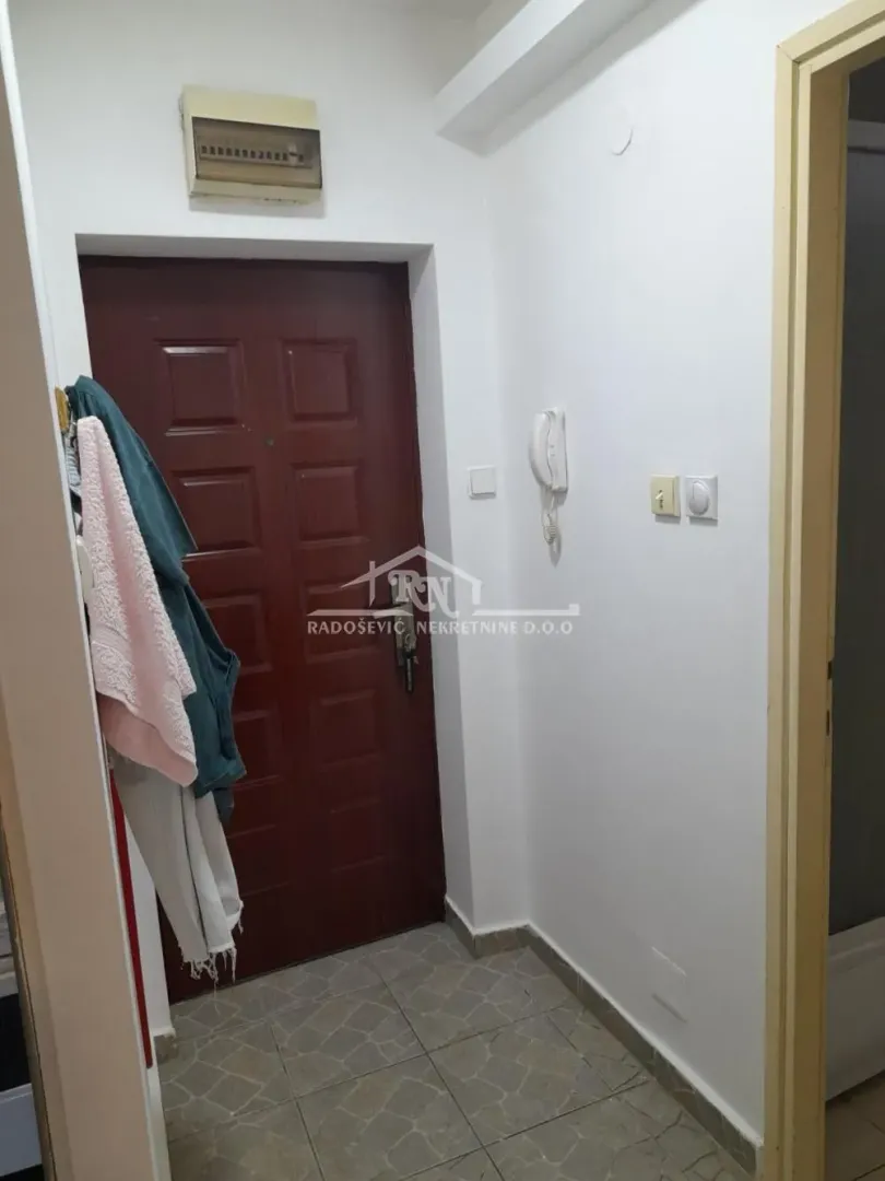 Rent, two bedroom apartment, 30m², Petlovo Brdo, Beograd