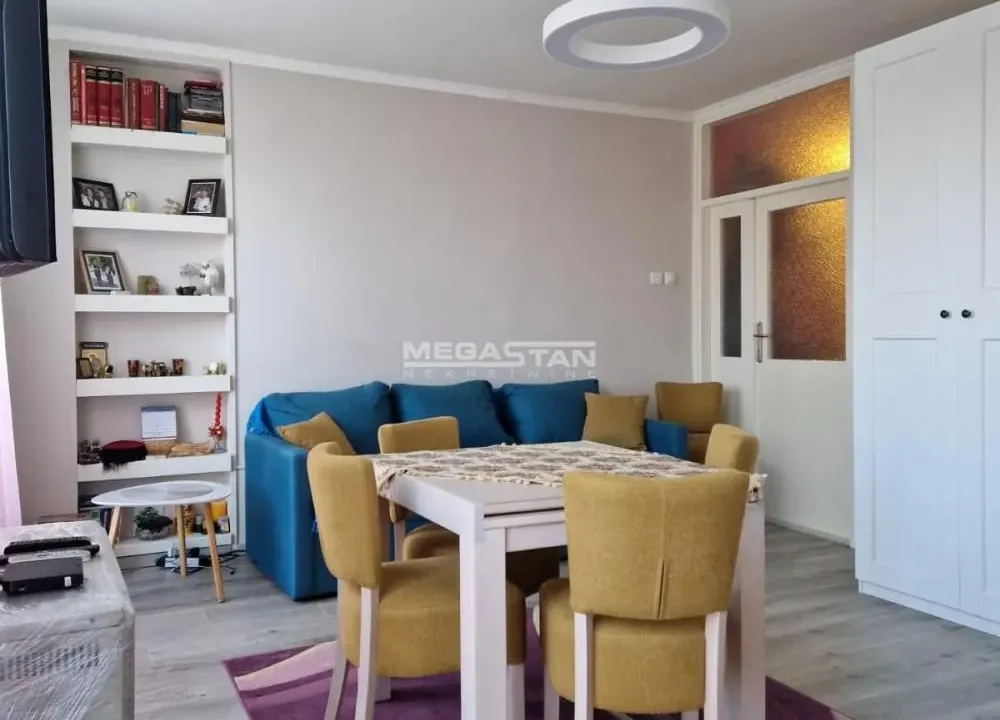 Prodaja, trosoban stan, 74m², Banovo Brdo, Beograd