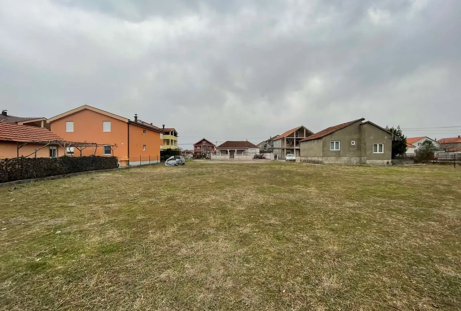 Prodaja, plac, 1000m², Tuzi, Podgorica
