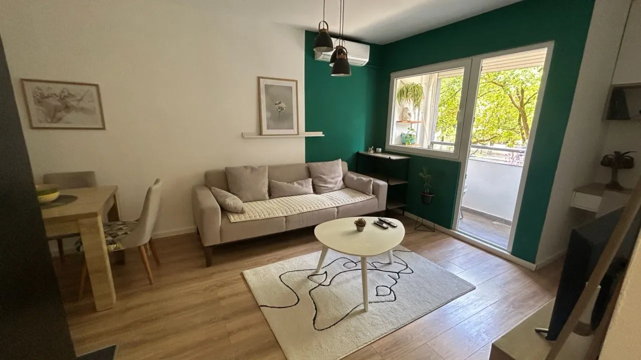 Rent, one bedroom apartment, 38m², Blok 5, Podgorica