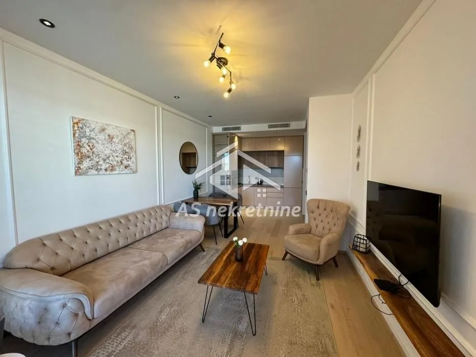 Rent, three bedroom apartment, 69m², Stari Grad, Beograd