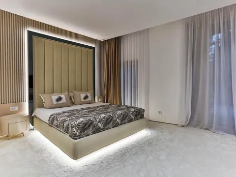 Prodaja, dvosoban stan, 186m², Centar, Budva - image 5