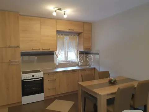 Izdavanje, stan, 46m², Tivat, Crna Gora - image 2