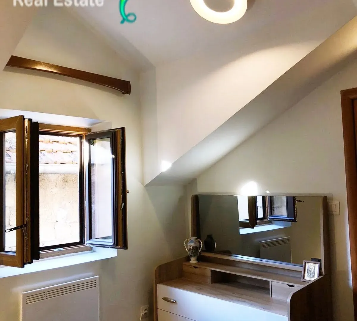 Prodaja, dvosoban stan, 50m², Kotor, Crna Gora