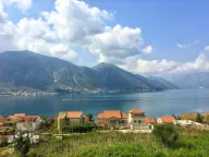 Rent, one bedroom apartment, 45m², Kotor, Crna Gora - image 12