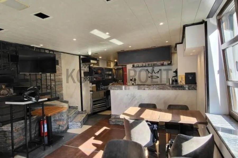 Prodaja, poslovni prostor, 79m², Dorćol Sve Podlokacije, Beograd