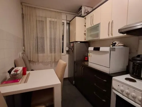 Izdavanje, jednosoban stan, 36m², Pejton, Podgorica - image 5