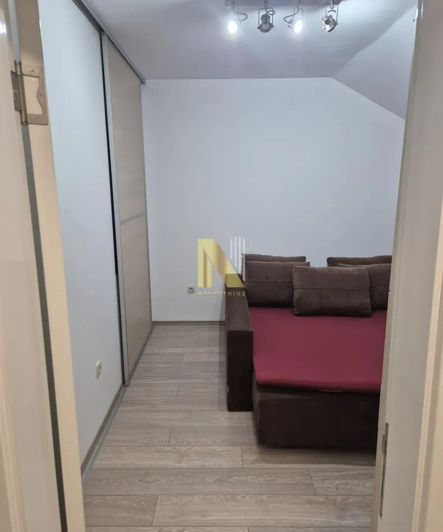 Prodaja, četvorosoban stan, 119m², Nova Detelinara, Novi Sad Sve Podlokacije