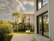 Izdavanje, kuća, 262m², Gornja Gorica, Podgorica - image 5