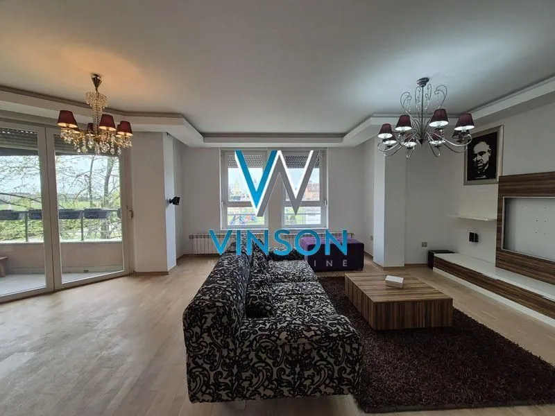 Prodaja, dvosoban stan, 66m², Lipov gaj, Novi Sad Sve Podlokacije