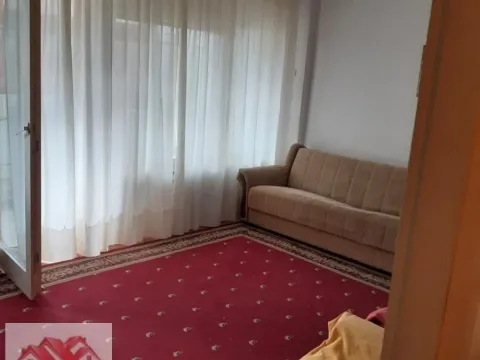 Izdavanje, trosoban stan, 74m², Aerodrom, Kragujevac - image 3