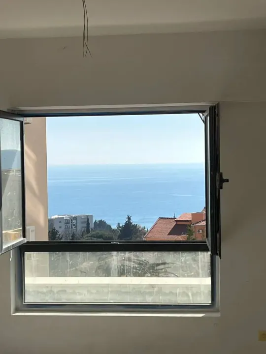 Sale, one bedroom apartment, 45m², Bečići, Budva