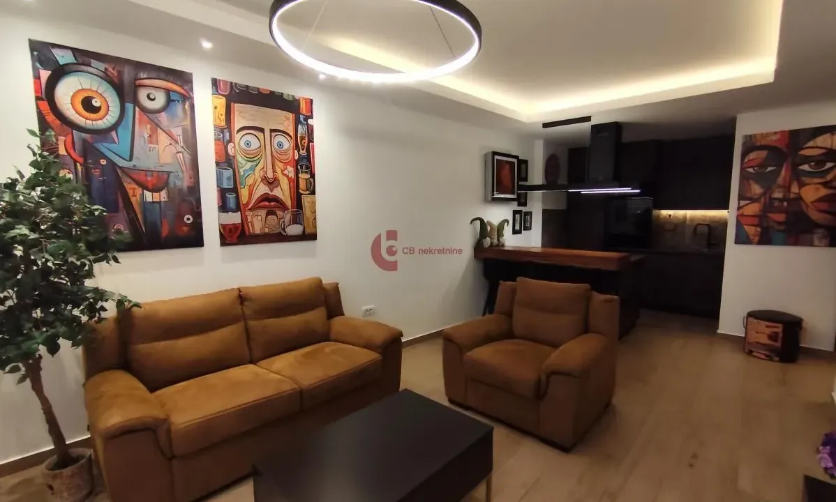 Sale, three bedroom apartment, 66m², Centar, Subotica