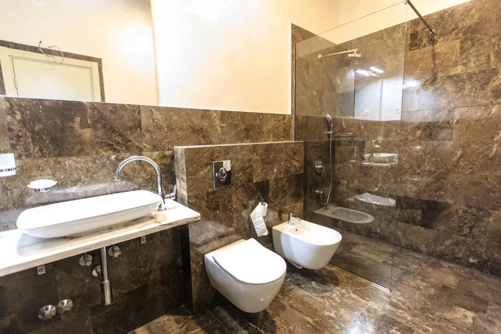 Sale, house, 225m², Reževići, Budva