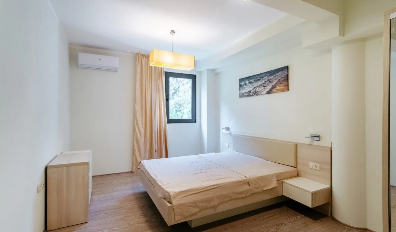 Sale, three bedroom apartment, 233m², Bečići, Budva