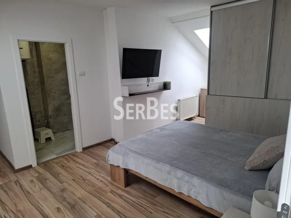Rent, three bedroom apartment, 90m², Adamovićevo Naselje, Novi Sad Sve Podlokacije
