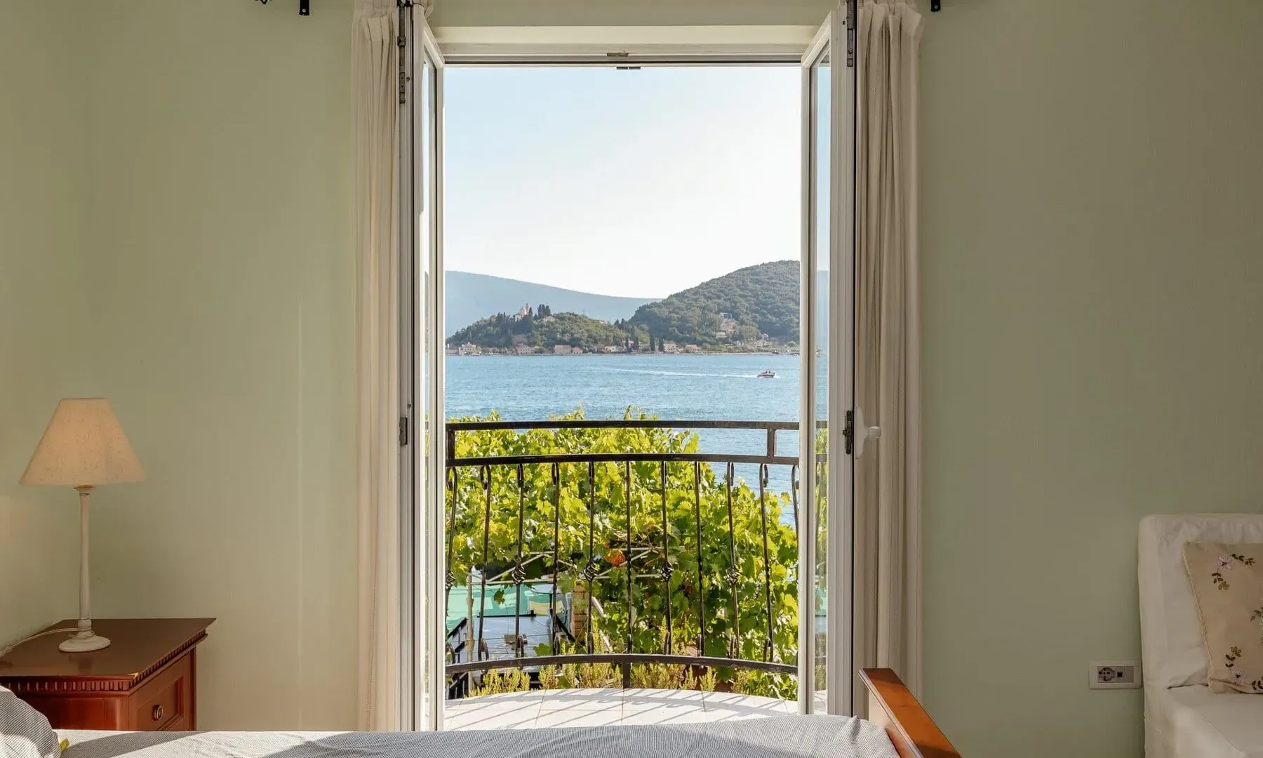 Prodaja, kuća, 291m², Lepetani, Tivat