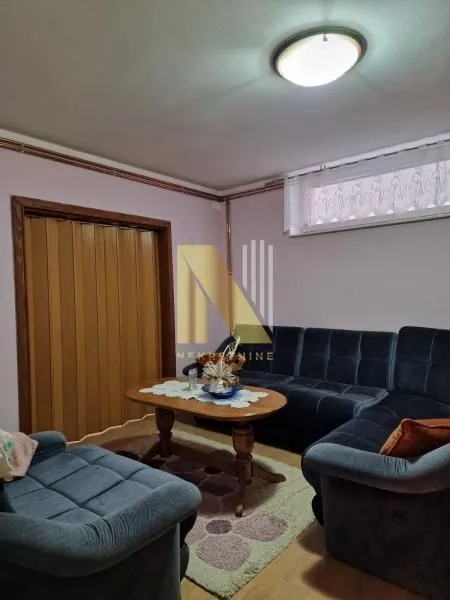 Prodaja, kuća, 350m², Sremska Kamenica, Petrovaradin