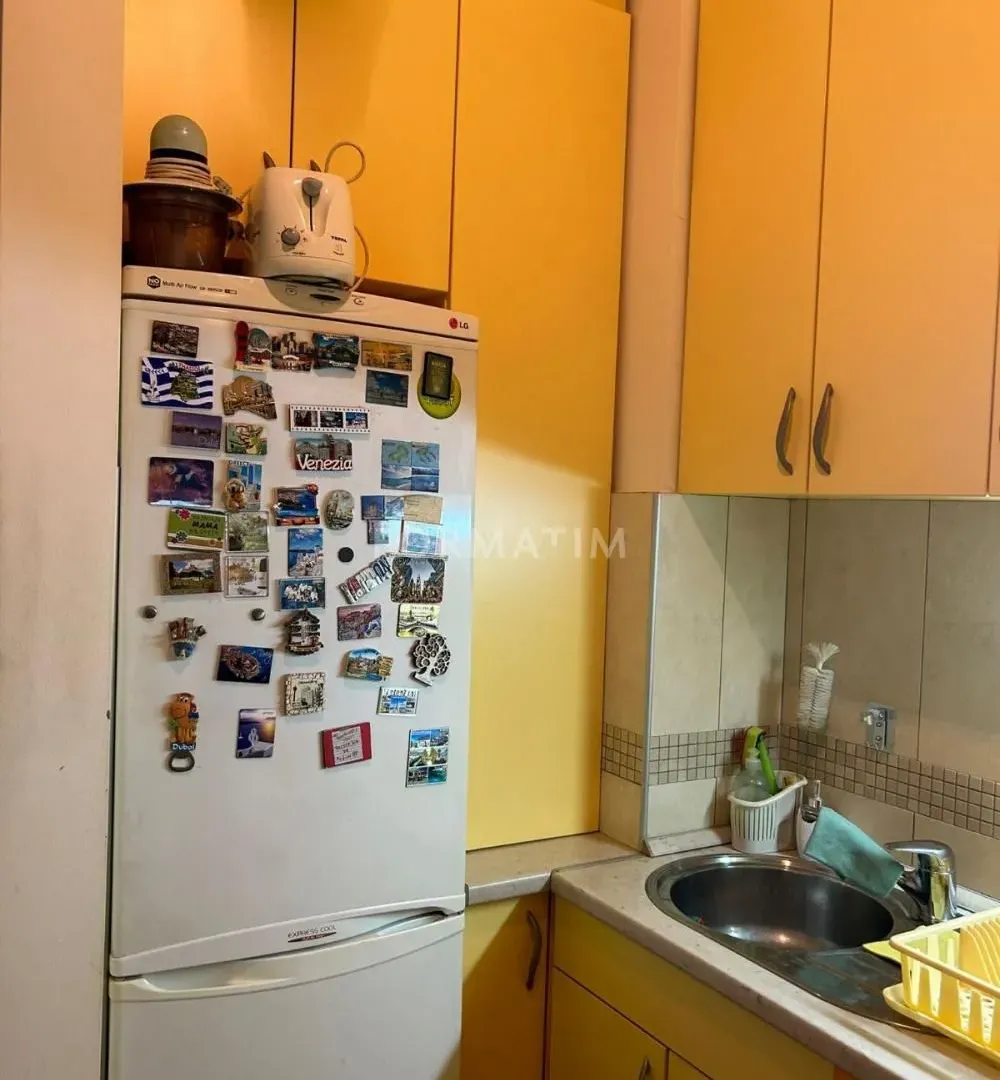 Rent, four bedroom apartment, 101m², Đeram Pijaca, Beograd