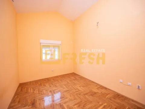 Sale, house, 204m², Rogami, Podgorica - image 6