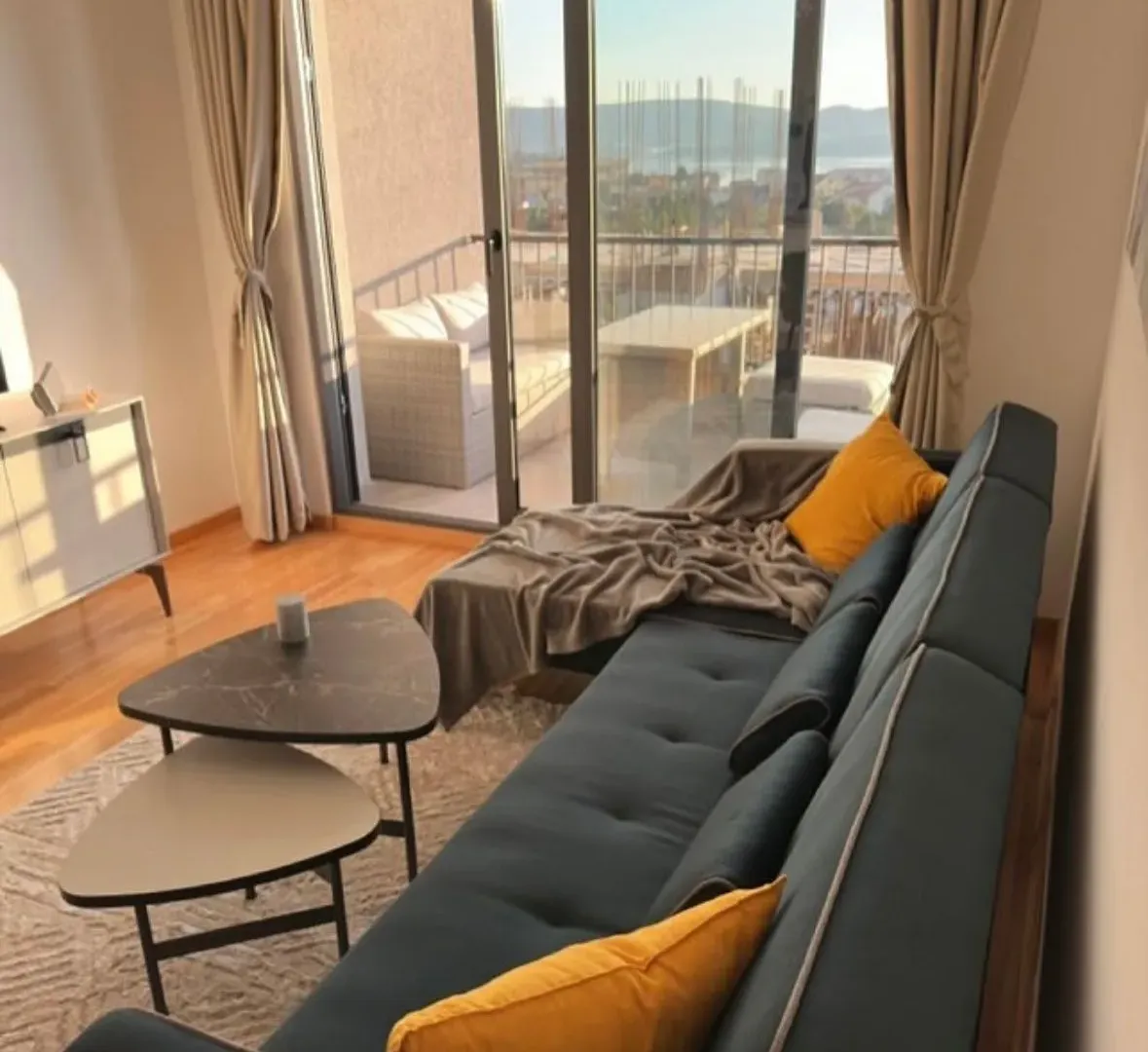 Rent, two bedroom apartment, 71m², Mažina, Tivat