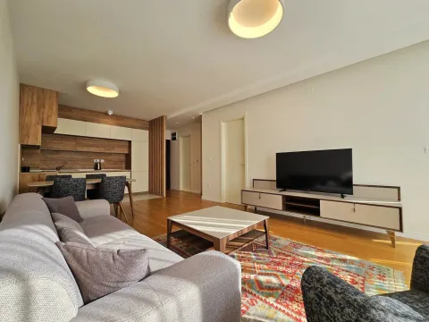 Stan in Kod Capital Plaze