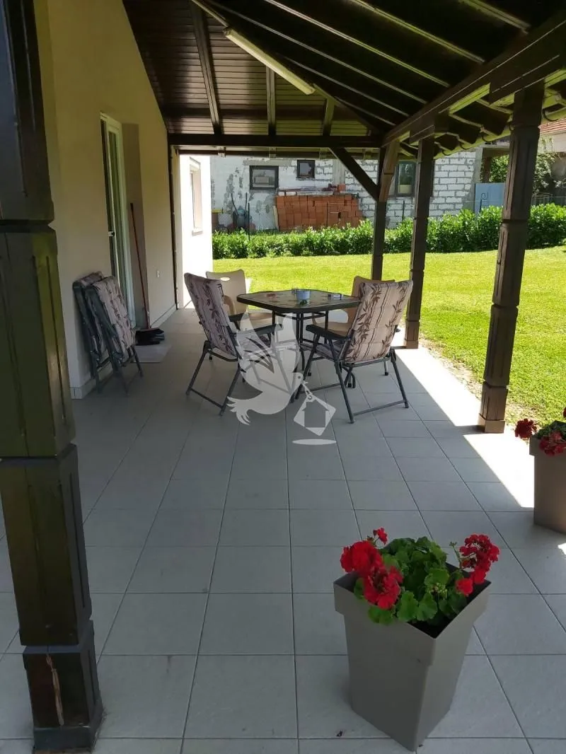 Prodaja, kuća, 220m², Sopot, Beograd