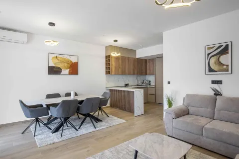 Prodaja, dvosoban stan, 81m², Rafailovići, Budva - image 14