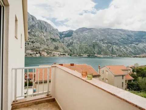 Prodaja, dvosoban stan, 50m², Muo, Kotor - image 10