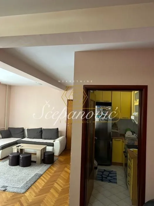 Izdavanje, stan, 62m², Grbavica, Novi Sad Sve Podlokacije