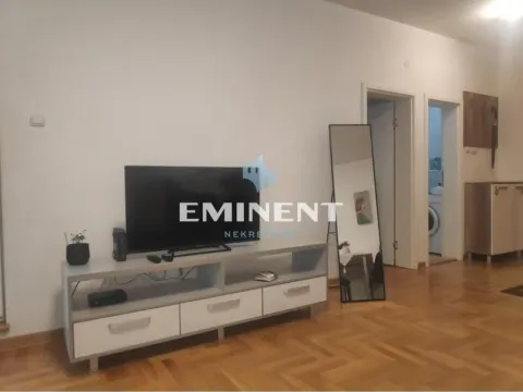 Izdavanje, dvosoban stan, 46m², Tašmajdan, Palilula Sve Podlokacije - image 4