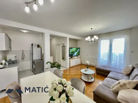 Prodaja, dvosoban stan, 50m², Grbavica, Novi Sad Sve Podlokacije - image 2