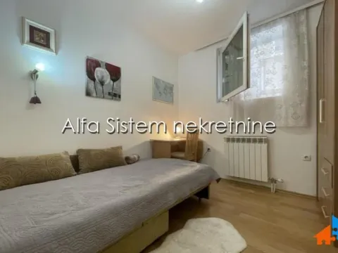 Rent, apartment, 60m², Vračar Sve Podlokacije, Beograd - image 9