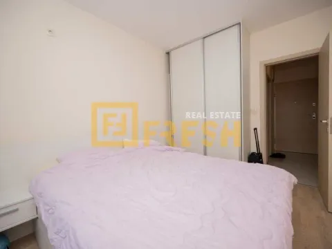 Izdavanje, jednosoban stan, 54m², City Kvart, Podgorica - image 12