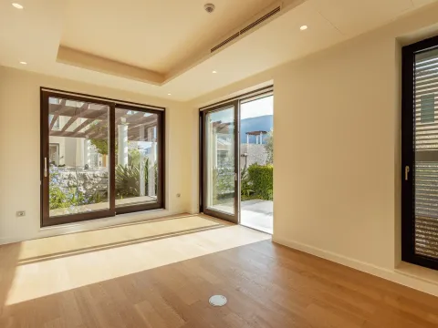 Sale, house, 287m², Portonovi, Herceg Novi - image 16